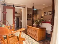 The Roost - Garden Studio - Kitchens