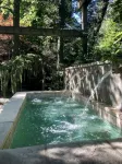 All 5 Star Reviews! Walk to Lake, Dining & Coffee. Private Hot Tub, Assoc Pool. - 4-Star