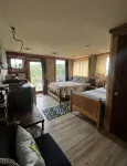 Welcoming 4 bed Loft on Organic Farm--Near MDI & Wilderness - Wifi