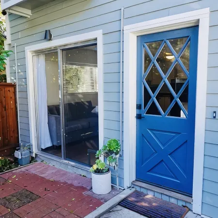 Charming Retreat: Fully Equipped 1-BR Guest Suite in San Rafael