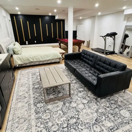 Studio Apartment in the heart of Caledon