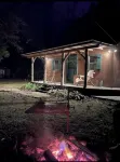 Peaceful cabin in secluded mountain spot beside a picturesque creek - 3 étoiles