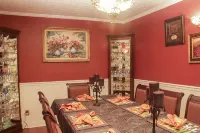 Book Nook Inn - Homestays