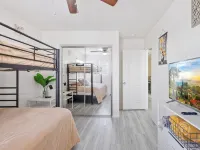 High Desert Cozy Nest!Big & Cozy Desert Getaway/4BR•3BA•Hot Tub&Fire Pit - Wifi