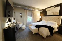 Chic Condo/Walk to Restaurants & Bars/Minutes to Pittsburgh/Free Parking