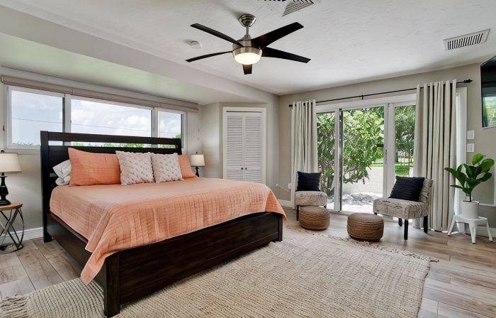 Heated Pool + Game Room + Sleeps 12 +12 Min Beach