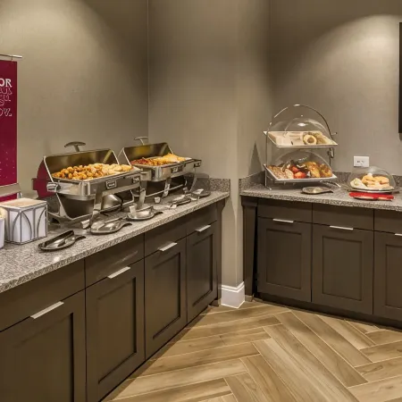 Hampton Inn and Suites Newport/Cincinnati