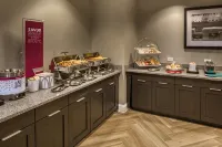Hampton Inn and Suites Newport/Cincinnati - breakfast