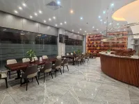 Royal International Hotel - breakfast