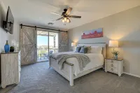 Resort style backyard w/ private heated pool & spa - 4-نجوم