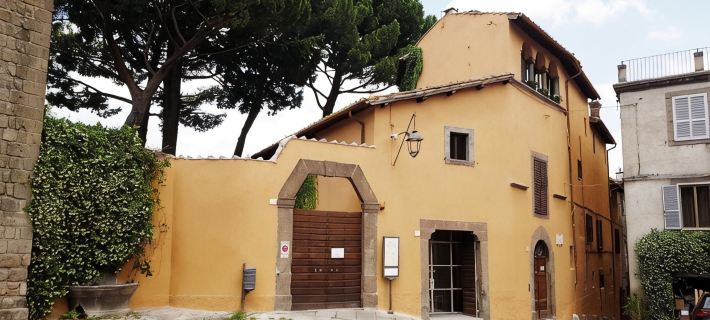B&B A Piazza del Gesù Hotels in Viterbo