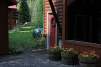Beautiful cabin nestled in the whispering Aspens of Island Park, Idaho.  5 STAR! - Gym