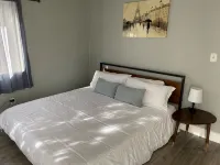Flagstaff; Big house with Hot Tub Close to downtown, Secluded in the cool pines. - Balkon