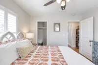 Upstairs so Sunny and Bright 2 Blocks to the Beach - 4つ星