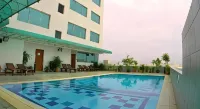 Hotel Continental - piscina