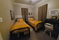 Bluegrass Bungalow 2 bedrooms with large porch - 3 stjerner