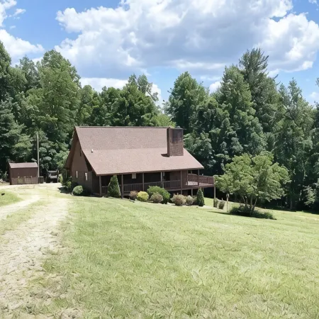Elegant view at Longwood Cabin
