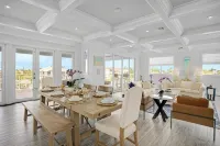 KEY LARGO 5 Bed Waterfront STUNNER with Elevator, Pool & Dock mins to the Reef - 4 stjerner