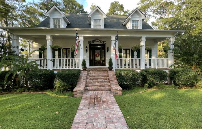 Spacious Lake House with Sam Rayburn Water Frontage