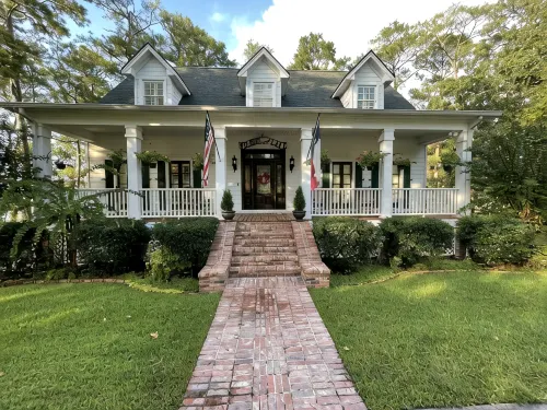 Spacious Lake House with Sam Rayburn Water Frontage - 4-Star