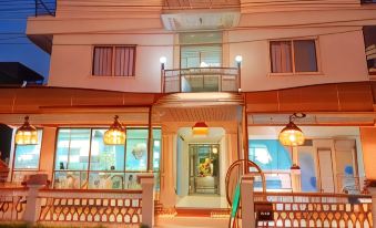 Castaway's Hua Hin Hotel