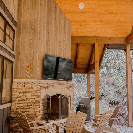 Glen Falls Cabin, 3 Private Suites, 2 Fireplaces, Fire Pit, Pets Welcome