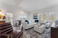 New Park District! Across From Watercolor Beach Club 1 BR & Loft,  1.5 BA - Pools