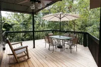 "Rocky Top" - Cozy RRG Cabin - 4-Star