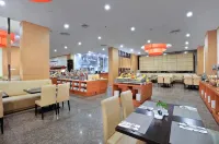 Aston Inn Gideon Batam - parking