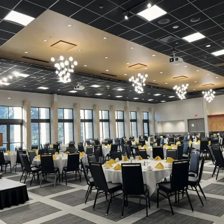 Gateway Hotel and Conference Center Ξενοδοχεία στην πόλη Ames