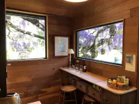 Beautiful and Lush Hidden Wisteria Getaway - 3-Star