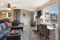 Modern mountain retreat! - Pet friendly - wi-fi - 3-Star