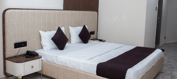 Hotel White Desert Hotels in Bhuj