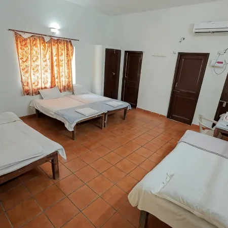 Omji Ashram - Maa Anandmayi