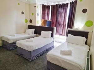 Portsmouth Budget Hotels - All Rooms Are EN-Suite