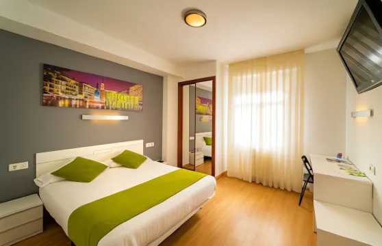 維多利亞中心酒店 - 自動入住