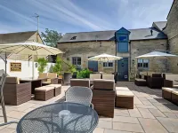 The Golden Cross Hotels in Stratton