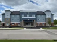 Hotel DeSoto Hotels near Walgreens