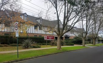 Best Western Plus the Tudor-Box Hill