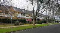 Best Western Plus the Tudor-Box Hill Các khách sạn ở Forest Hill
