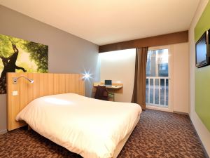 Enzo Hotels by Kyriad Direct Trappes