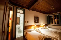 Hotel Solar de Maria Отели рядом с достопримечательностью «Sao Francisco de Paula church»