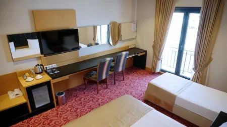 Vois Hotel Atasehir & SPA