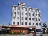 Esquire City Hotel