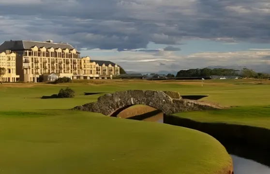 聖安德烈斯老球場酒店