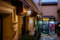 Gur Emir Palace Hotels near Siyob Bozori