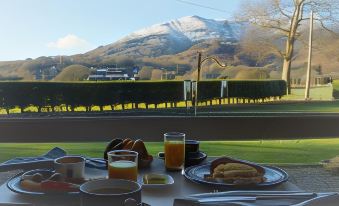 Bluebird Lodge