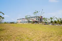 Sacheon Grand Tourist Hotel فنادق في ساتشيون