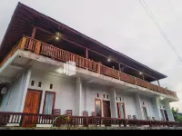 Teras Sawah Guest House Syariah Hotel dekat Kebun Apel Rautani Sembalun