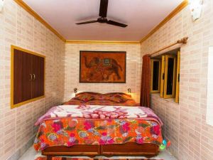 Ganpati Guest House